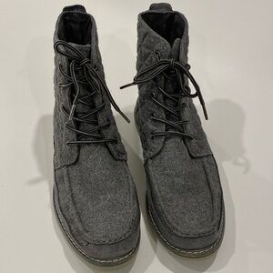 TOMS Men's Gray Lace-Up Boots